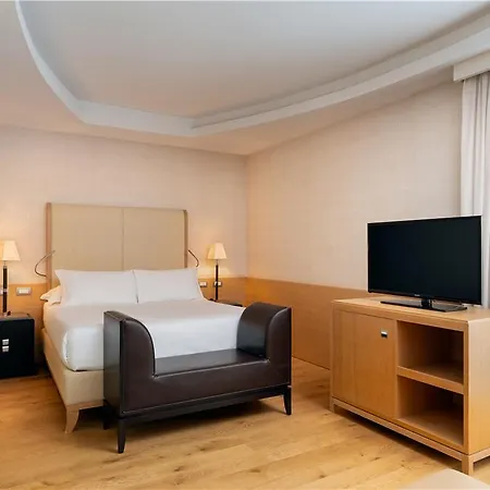 Hotell Precise House Mantegna