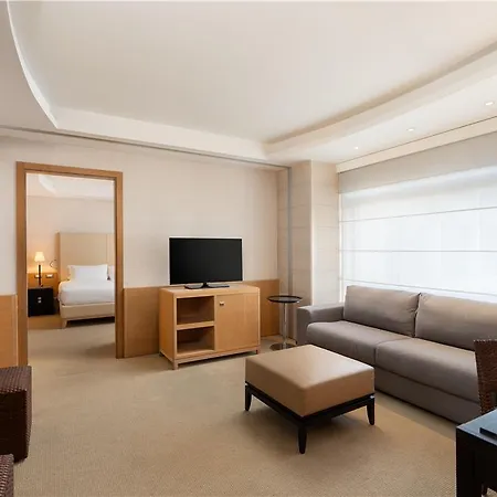 Precise House Mantegna