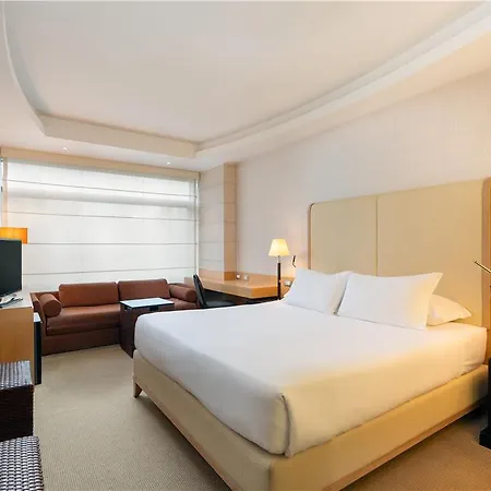 Precise House Mantegna *