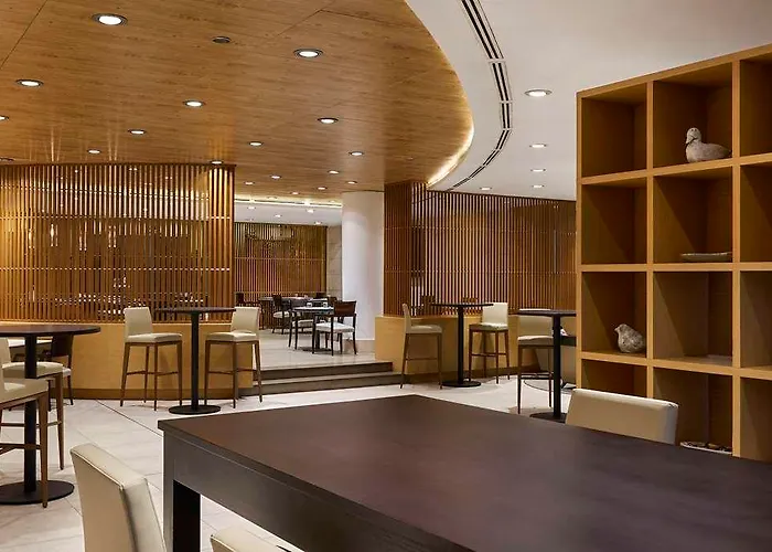 Precise House Mantegna Hotel *