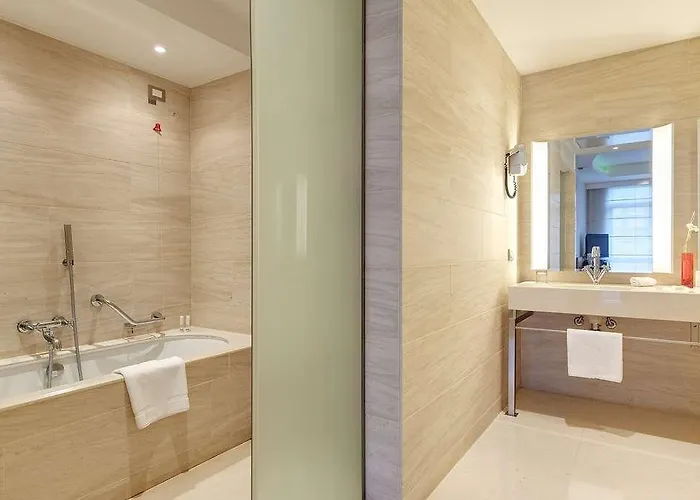 Precise House Mantegna *