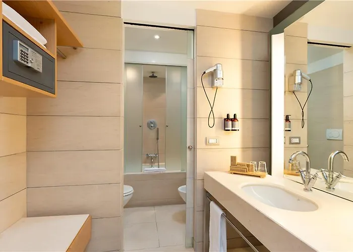 Precise House Mantegna Hotel *